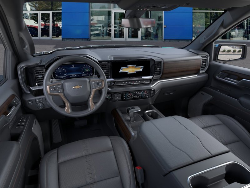 2026 Chevrolet Silverado 1500 High Country 4WD Crew Cab 147″ High Country Gas V8 5.3L/325 [14]