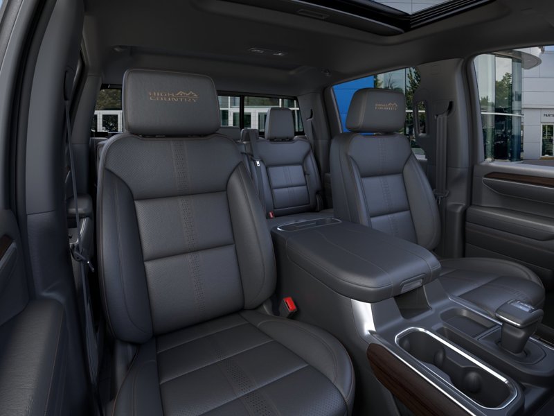 2026 Chevrolet Silverado 1500 High Country 4WD Crew Cab 147″ High Country Gas V8 5.3L/325 [15]