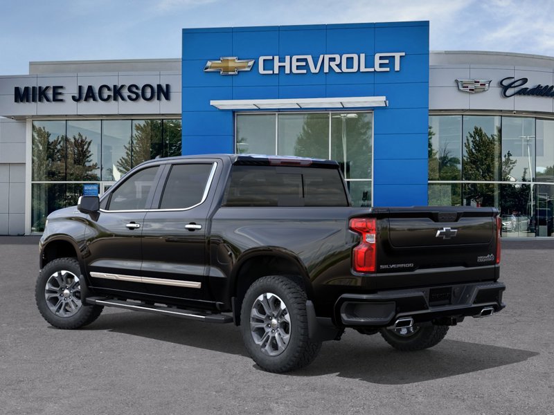2026 Chevrolet Silverado 1500 High Country 4WD Crew Cab 147″ High Country Gas V8 5.3L/325 [2]