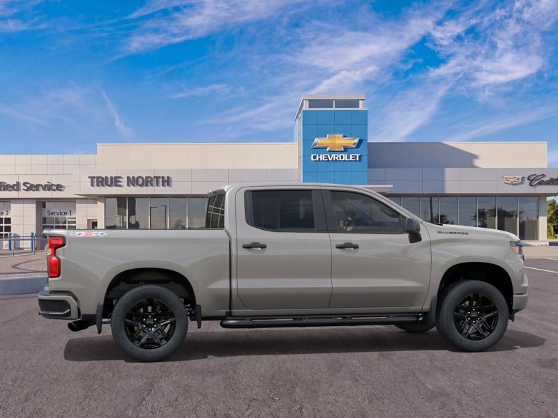 2026 Chevrolet Silverado 1500 Custom 4WD Crew Cab 147″ Custom Turbocharged Gas I4 2.7L/166 [4]