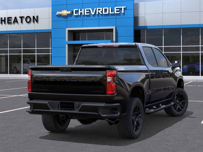 2026 Chevrolet Silverado 1500 Custom Trail Boss 4WD Crew Cab 147″ Custom Trail Boss Turbocharged Gas I4 2.7L/166 [3]
