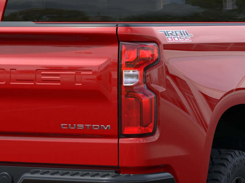 2026 Chevrolet Silverado 1500 Custom Trail Boss 4WD Crew Cab 147″ Custom Trail Boss Turbocharged Gas I4 2.7L/166 [10]
