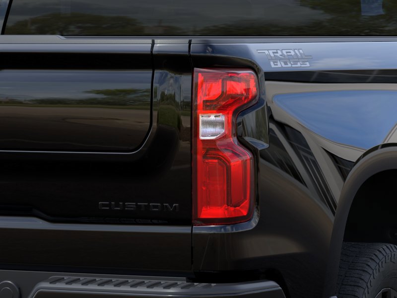 2026 Chevrolet Silverado 1500 Custom Trail Boss 4WD Crew Cab 147″ Custom Trail Boss Turbocharged Diesel I6 3.0L/ [10]
