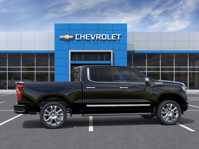 2026 Chevrolet Silverado 1500 High Country 4WD Crew Cab 147″ High Country Turbocharged Diesel I6 3.0L/ [4]