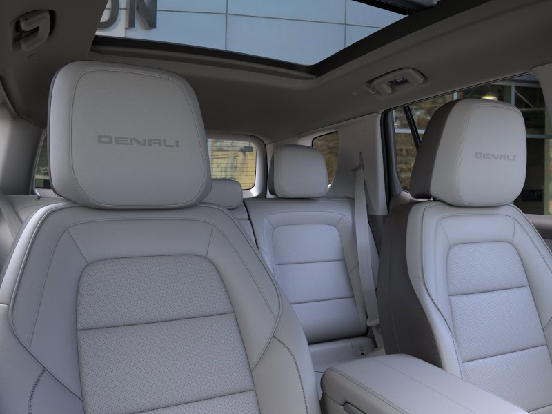 2027 GMC Terrain AWD Denali AWD 4dr Denali Turbocharged Gas I4 1.5L/-TBD- [23]