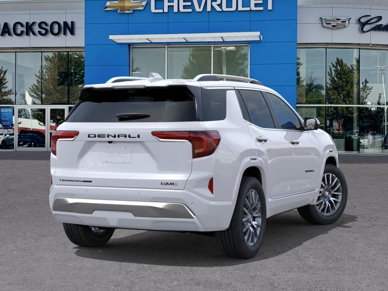 2027 GMC Terrain AWD Denali AWD 4dr Denali Turbocharged Gas I4 1.5L/-TBD- [3]