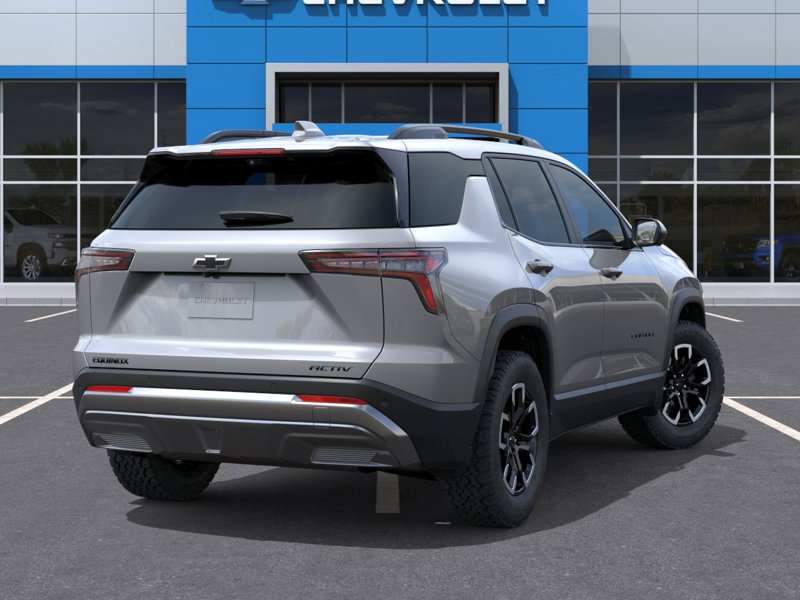 2027 Chevrolet Equinox AWD ACTIV AWD 4dr ACTIV Turbocharged Gas I4 1.5L/ [3]