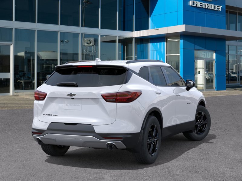 2026 Chevrolet Blazer LT AWD 4dr LT Turbocharged Gas I4 2.0L/ [3]