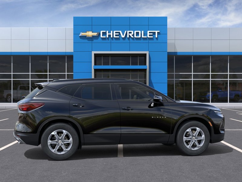 2026 Chevrolet Blazer True North AWD 4dr True North Turbocharged Gas I4 2.0L/ [4]