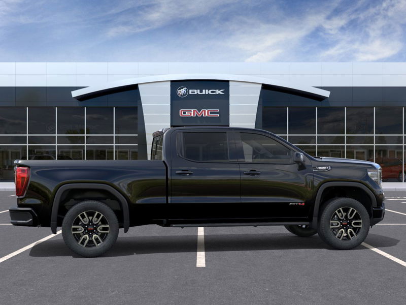 2026 GMC Sierra 1500 AT4 4WD Crew Cab 157″ AT4 Turbocharged Diesel I6 3.0L/183 [4]