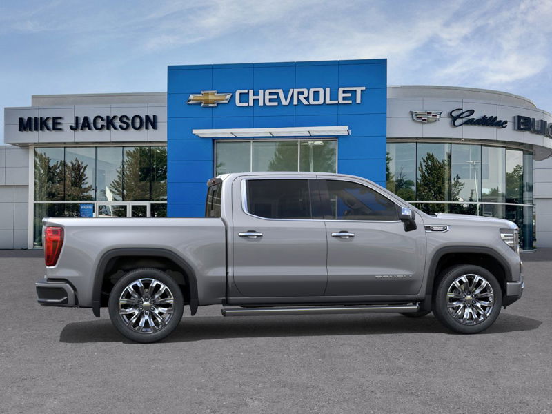 2026 GMC Sierra 1500 Denali 4WD Crew Cab 147″ Denali Turbocharged Diesel I6 3.0L/183 [4]