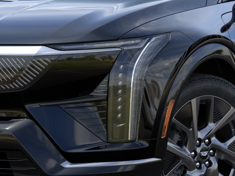 2027 Cadillac OPTIQ Luxury 4dr Luxury Electric [9]