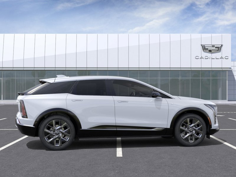 2027 Cadillac OPTIQ Premium Luxury 4dr Premium Luxury Electric [4]