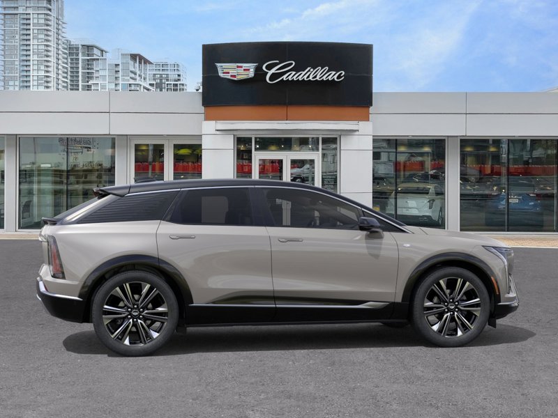 2027 Cadillac OPTIQ Premium Luxury 4dr Premium Luxury Electric [4]