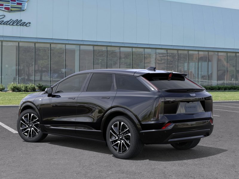 2027 Cadillac OPTIQ Sport 4dr Sport Electric [2]