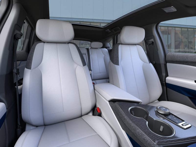 2027 Cadillac OPTIQ Sport 4dr Sport Electric [15]