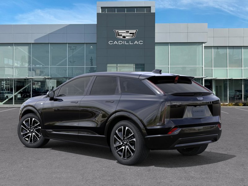 2027 Cadillac OPTIQ Sport 4dr Sport Electric [2]