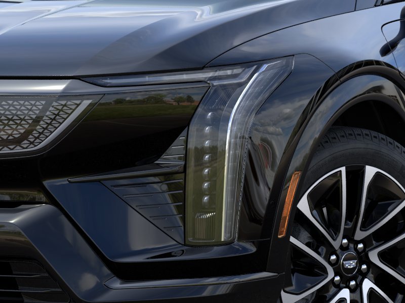 2027 Cadillac OPTIQ Sport 4dr Sport Electric [9]