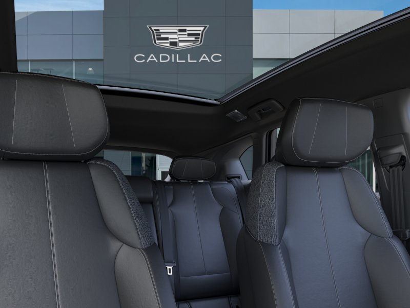 2027 Cadillac OPTIQ Sport 4dr Sport Electric [23]