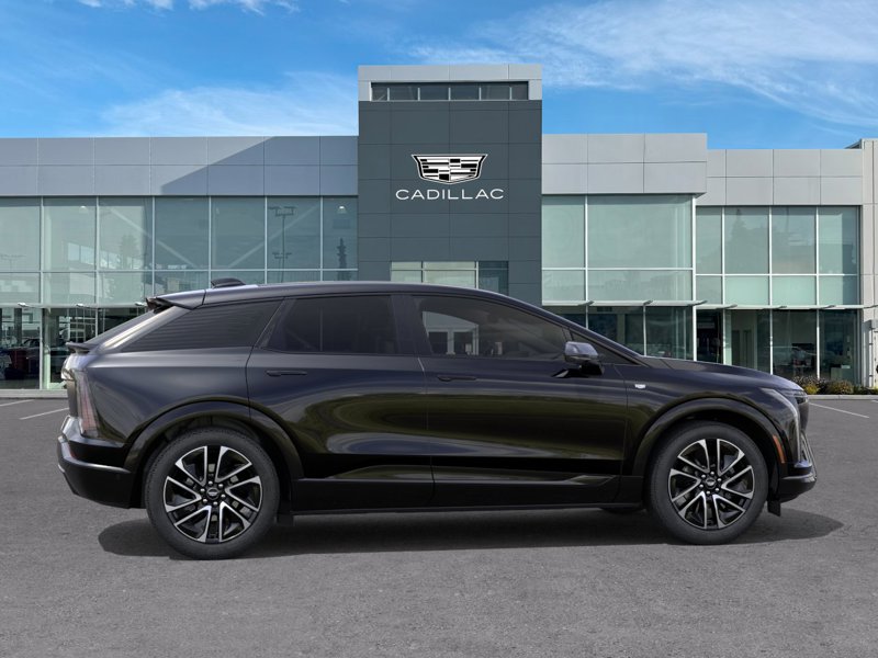 2027 Cadillac OPTIQ Sport 4dr Sport Electric [4]