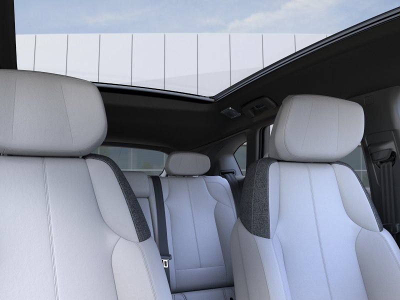2027 Cadillac OPTIQ Sport 4dr Sport Electric [23]