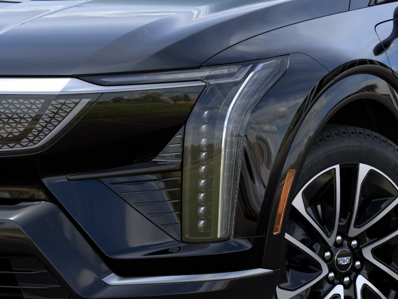 2027 Cadillac OPTIQ Premium Sport 4dr Premium Sport Electric [9]
