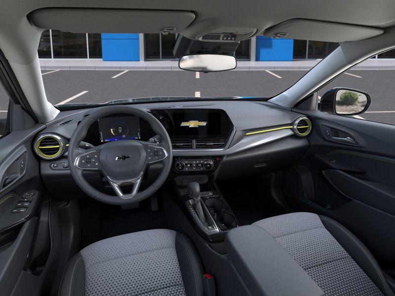 2026 Chevrolet Trax LT FWD 4dr LT Turbocharged Gas 3-Cyl 1.2L/ [4]