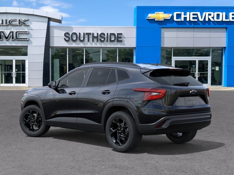 2026 Chevrolet Trax LT FWD 4dr LT Turbocharged Gas 3-Cyl 1.2L/ [2]