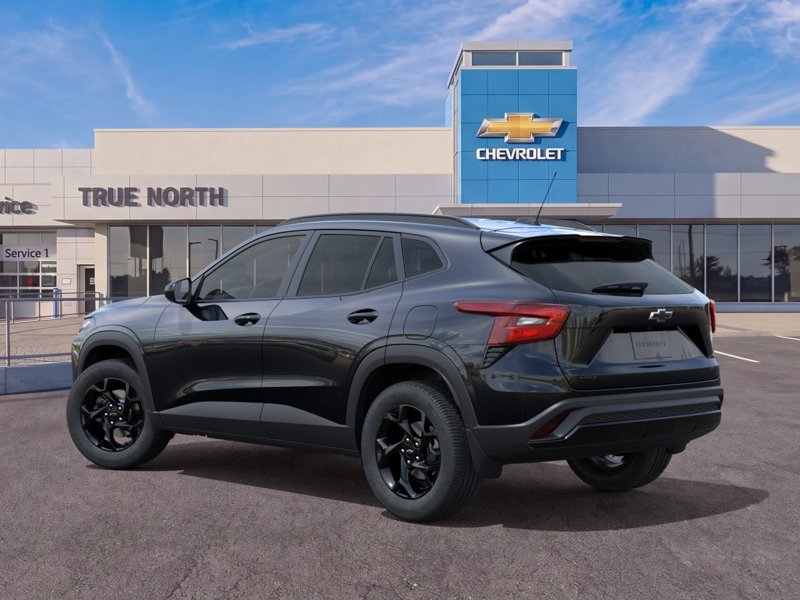 2026 Chevrolet Trax LT FWD 4dr LT Turbocharged Gas 3-Cyl 1.2L/ [2]