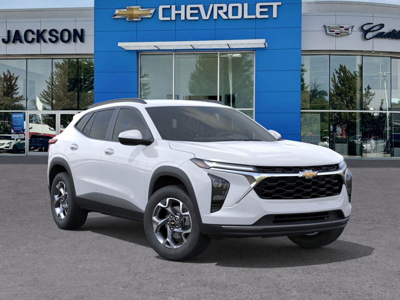 2026 Chevrolet Trax LT FWD 4dr LT Turbocharged Gas 3-Cyl 1.2L/ [6]