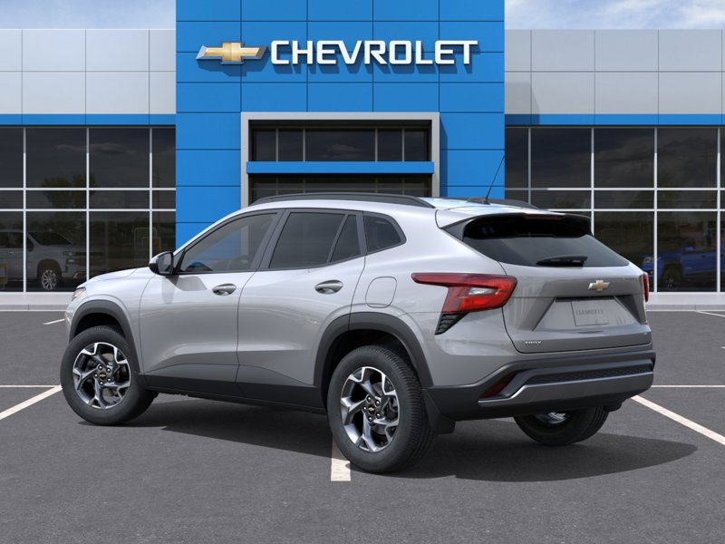 2026 Chevrolet Trax LT FWD 4dr LT Turbocharged Gas 3-Cyl 1.2L/ [2]