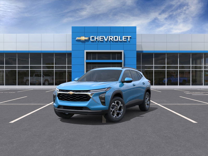 2025 Chevrolet Trax LT FWD 4dr LT Turbocharged Gas 3-Cyl 1.2L/ [4]