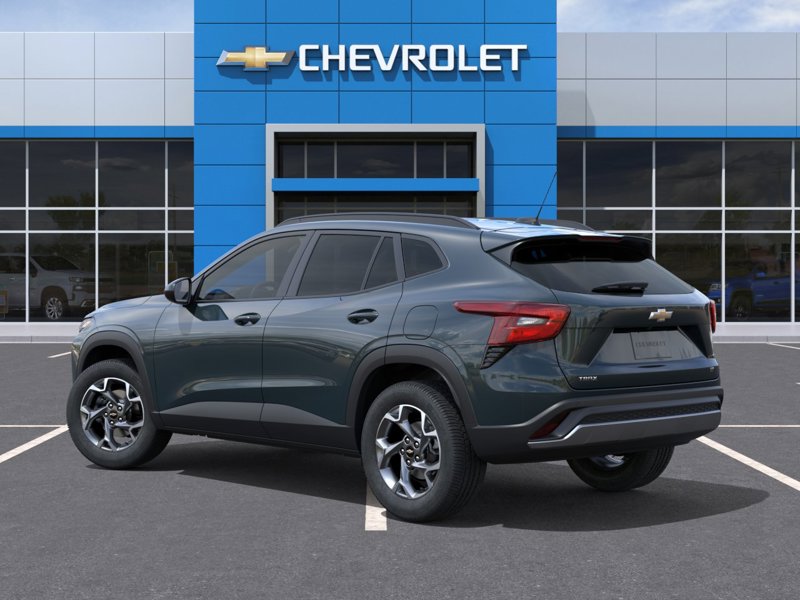 2026 Chevrolet Trax LT FWD 4dr LT Turbocharged Gas 3-Cyl 1.2L/ [2]
