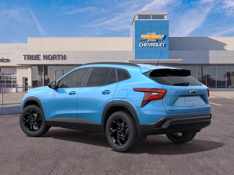 2026 Chevrolet Trax LT FWD 4dr LT Turbocharged Gas 3-Cyl 1.2L/ [2]
