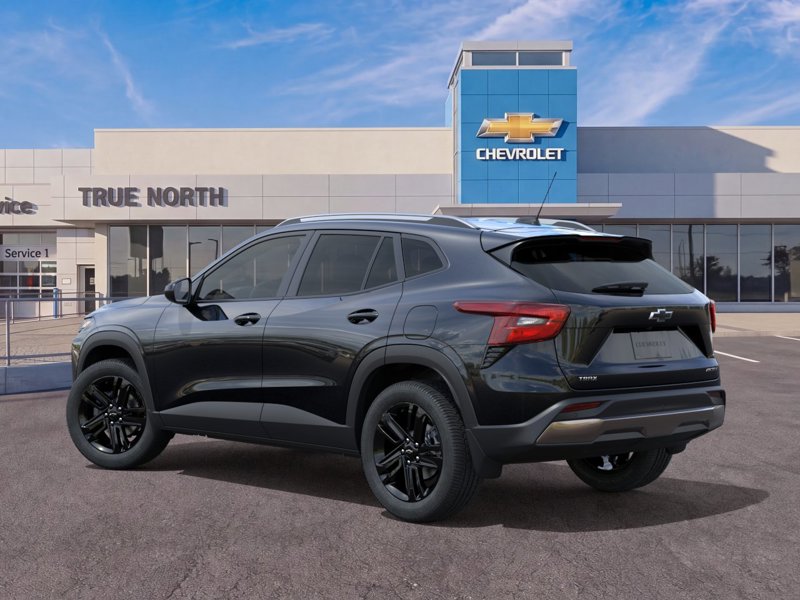 2026 Chevrolet Trax ACTIV FWD 4dr ACTIV Turbocharged Gas 3-Cyl 1.2L/ [2]
