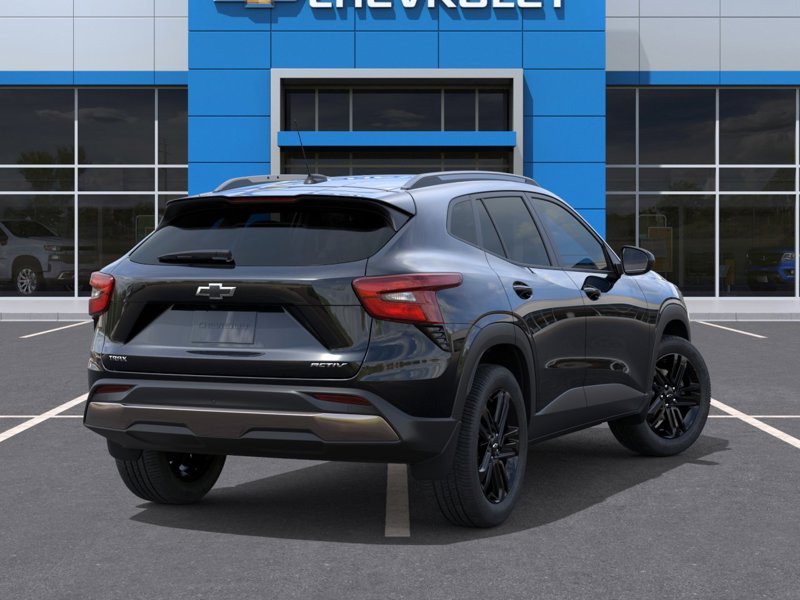2026 Chevrolet Trax ACTIV FWD 4dr ACTIV Turbocharged Gas 3-Cyl 1.2L/ [3]