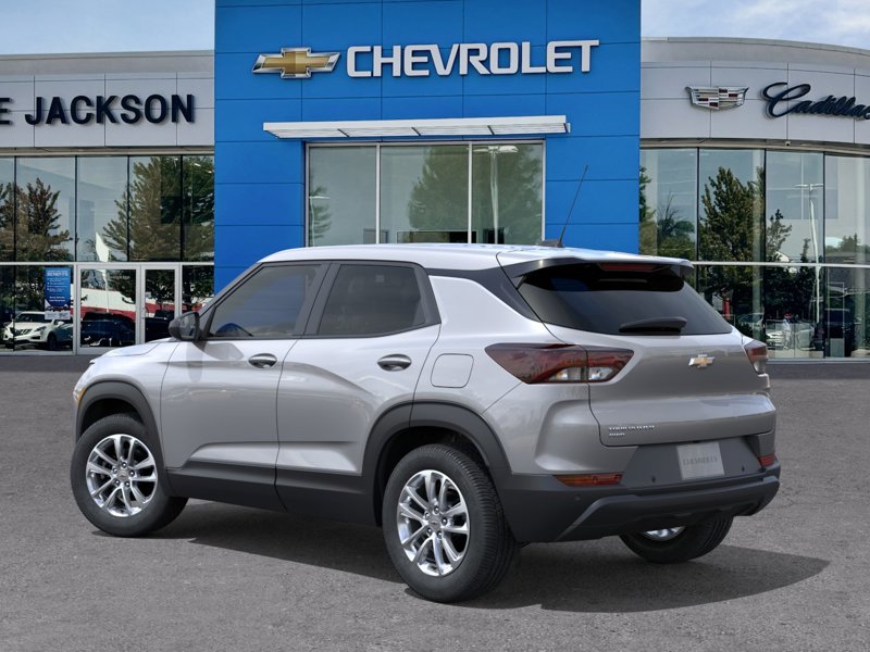 2026 Chevrolet Trailblazer LS AWD 4dr LS Turbocharged Gas I3 1.3L/ [2]
