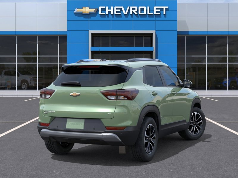 2026 Chevrolet Trailblazer LT Safety Assist Cold Weather Pkg AWD 4dr LT Turbocharged Gas I3 1.3L/ [3]