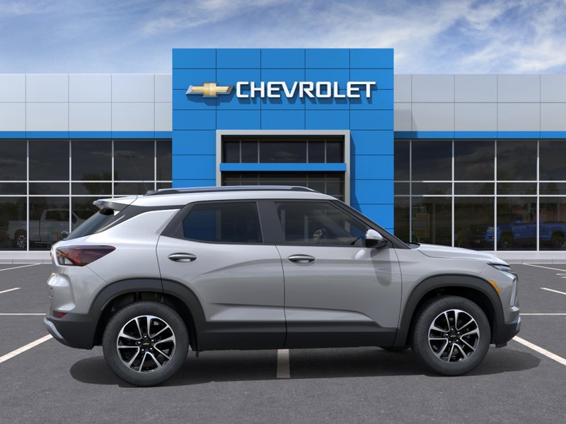 2026 Chevrolet Trailblazer LT AWD 4dr LT Turbocharged Gas I3 1.3L/ [4]