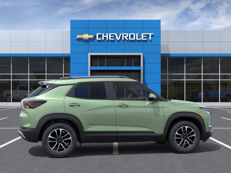 2026 Chevrolet Trailblazer LT AWD 4dr LT Turbocharged Gas I3 1.3L/ [4]